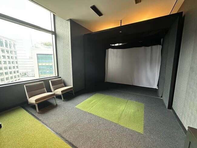 Building Photo - 99 Hudson St