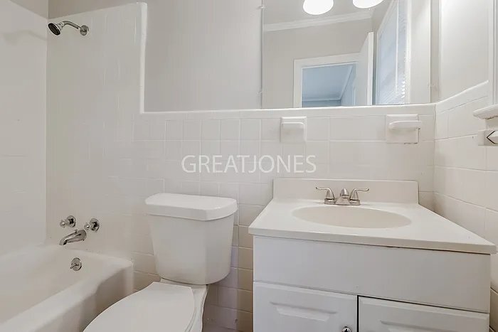 Building Photo - 717 Ridgecrest Rd