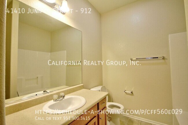 Building Photo - 41410 Juniper St