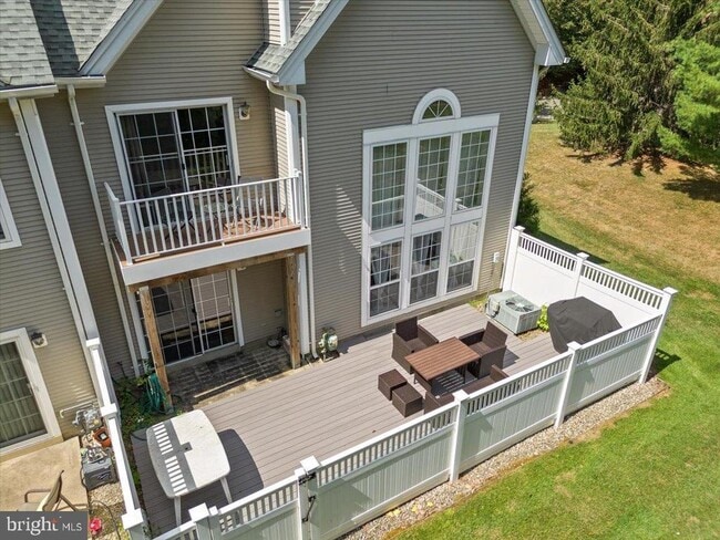 Building Photo - 614 Bollen Ct