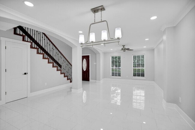 Building Photo - 405 Mystic Trail Loop