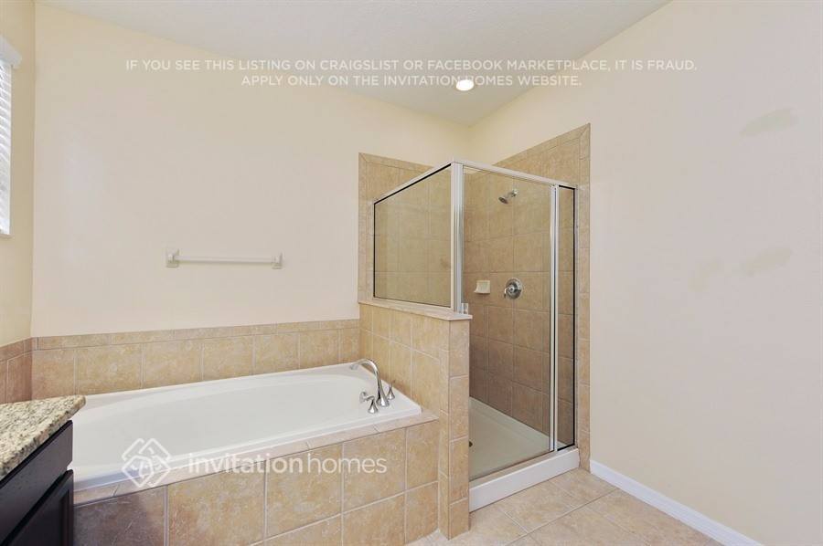 Building Photo - 12115 Streambed Dr