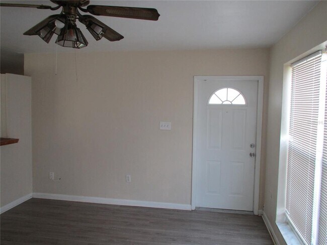 Building Photo - 22147 Bahama Ave