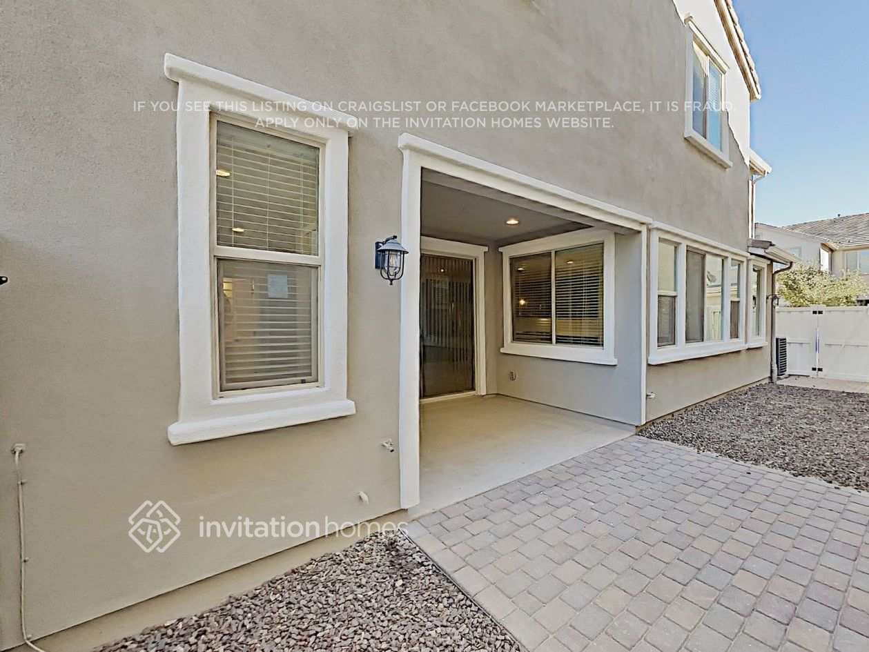 Building Photo - 2264 S Agnes Ln