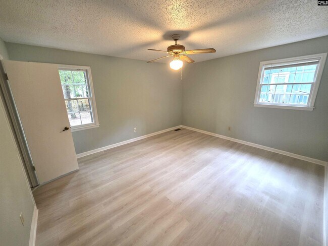 Building Photo - 87 Westgrove Ct