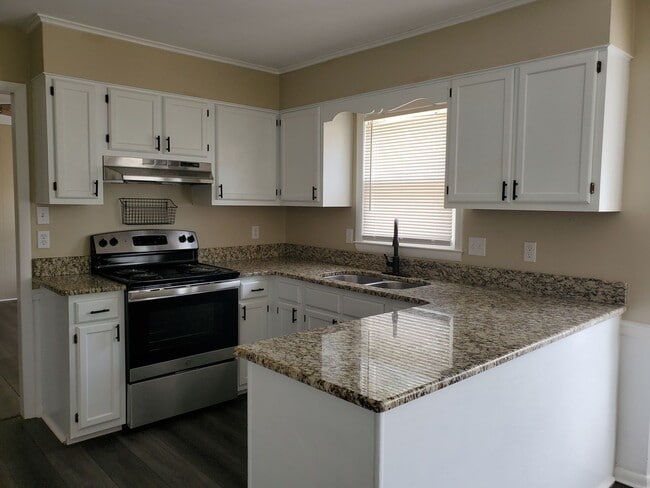 Building Photo - 1960 Windlock Dr