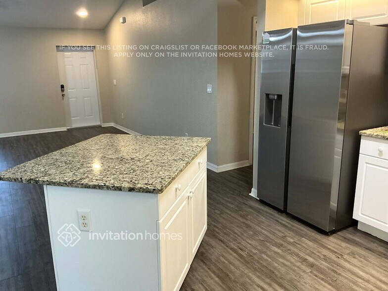 Building Photo - 1917 SW 3rd St