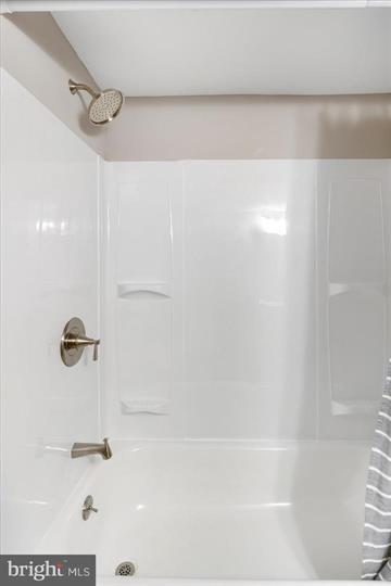 Building Photo - 403 Edmunds Way