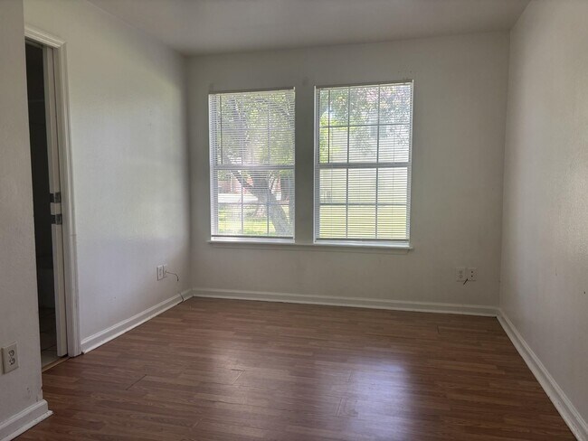 Building Photo - 2771 Tess Cir