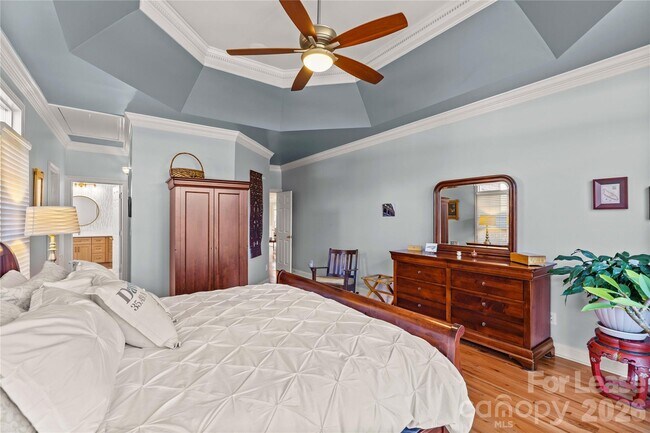 Building Photo - 13718 Robert Walker Dr