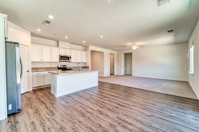 Building Photo - Upgraded Single-Story 3BR/2BA Solar Home o...