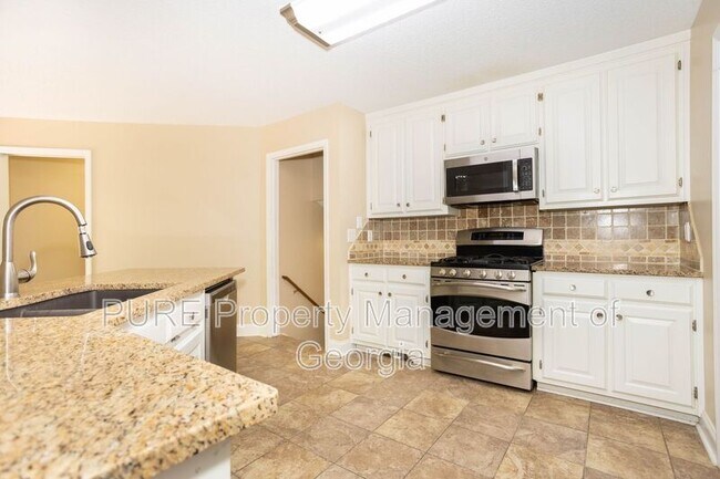 Building Photo - 2443 Doubletree Dr NW