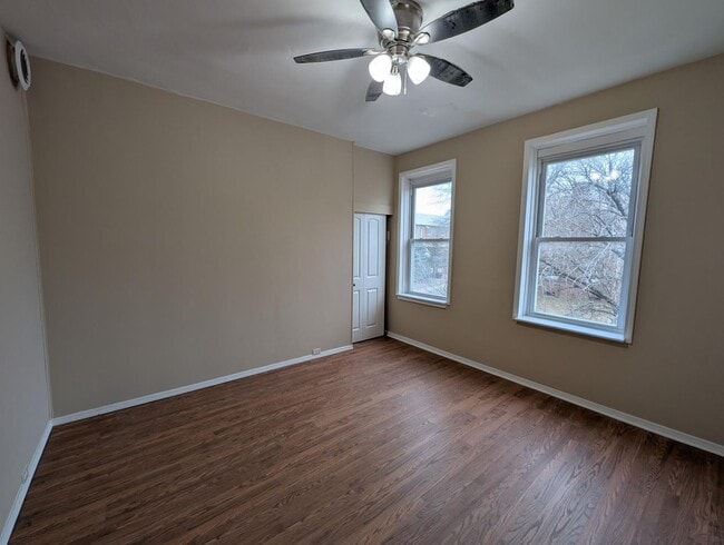 Building Photo - 3517 Giles Ave