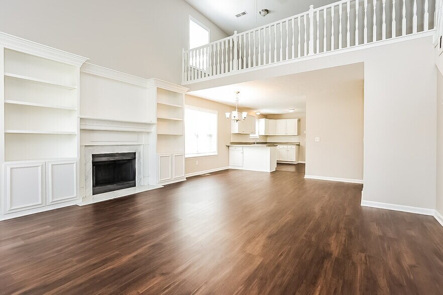 Building Photo - 2720 Windcrest Tr