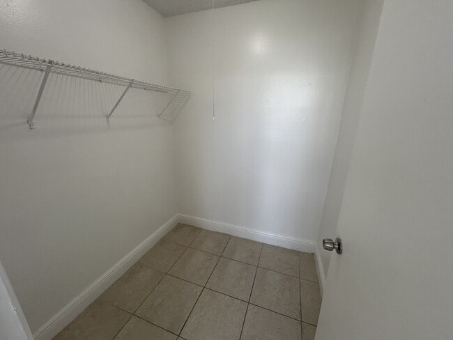 Building Photo - 488 NW 165th St