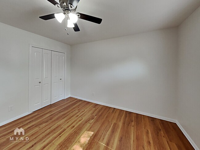 Building Photo - 551 Oldbridge Dr