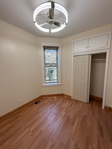 Building Photo - 3618 S Halsted St
