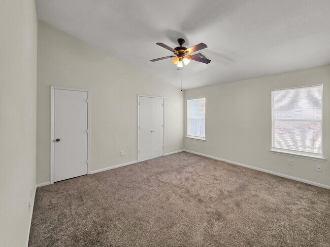 Building Photo - 14626 Gervaise Dr