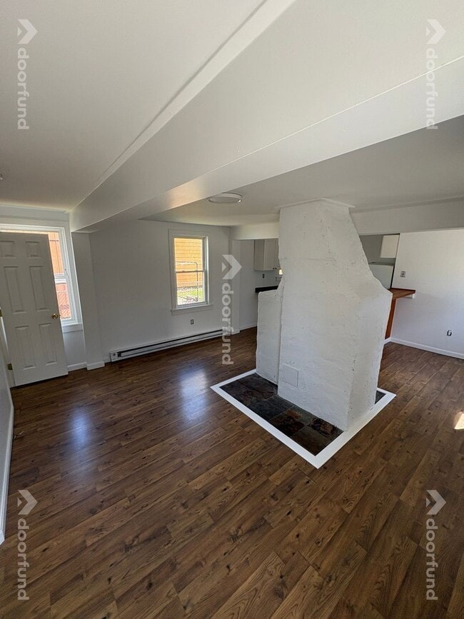 Building Photo - 50 Summer St