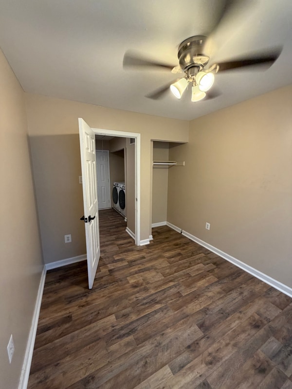 Building Photo - 10813 Daisy Ct