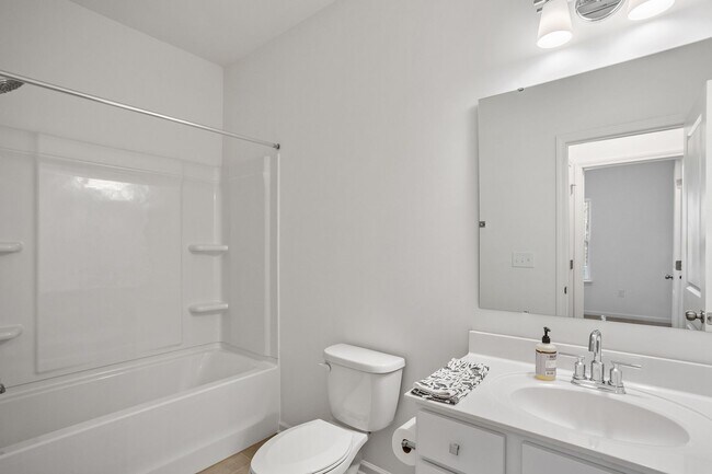 Building Photo - New Build Rental Home at Lake Royal!
