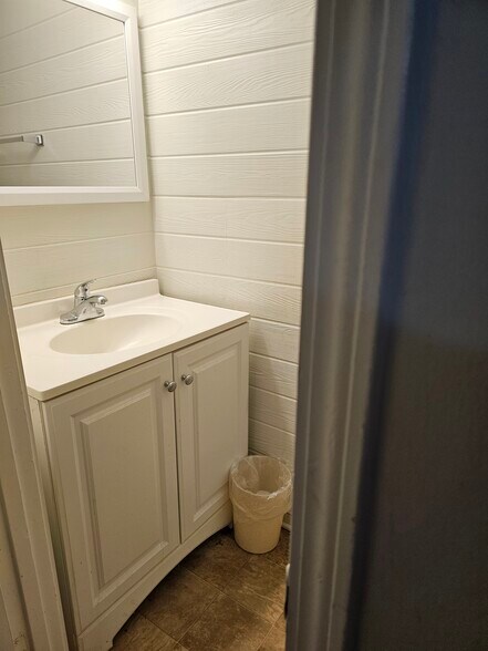 Building Photo - 587 Jackson Park Ln