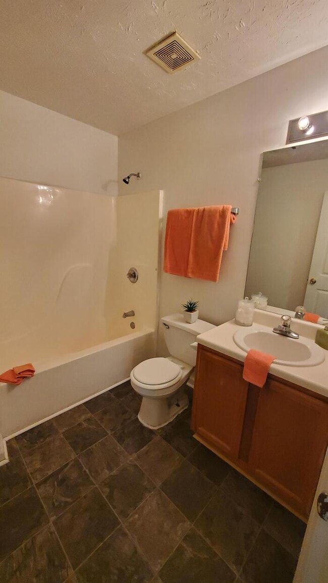 Building Photo - 1135 Micha Way