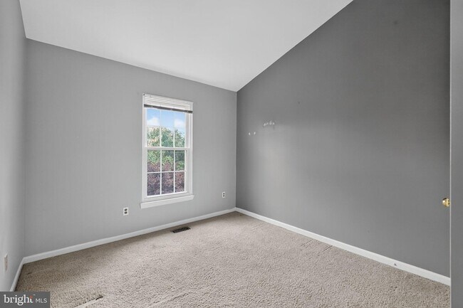 Building Photo - 20944 Rootstown Terrace