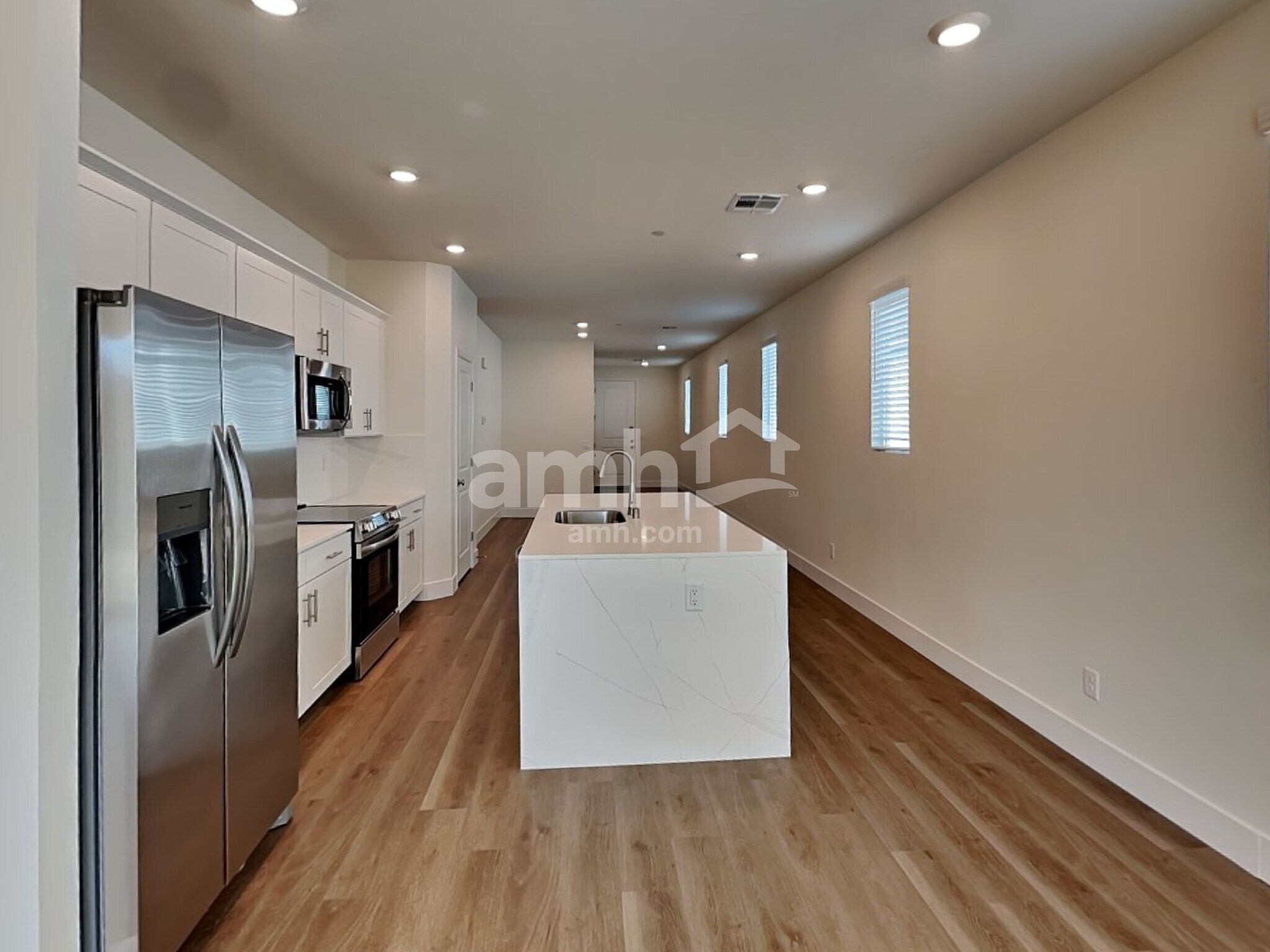 Building Photo - 525 Speckled Orchid Pl