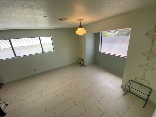Building Photo - 1516 Elizabeth Ave
