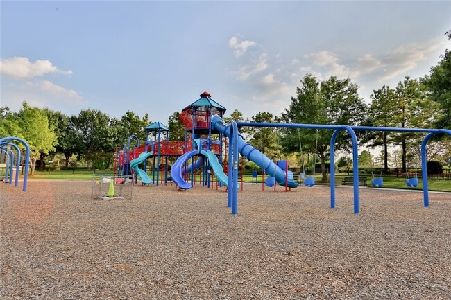 Building Photo - 7110 Yardley Dr