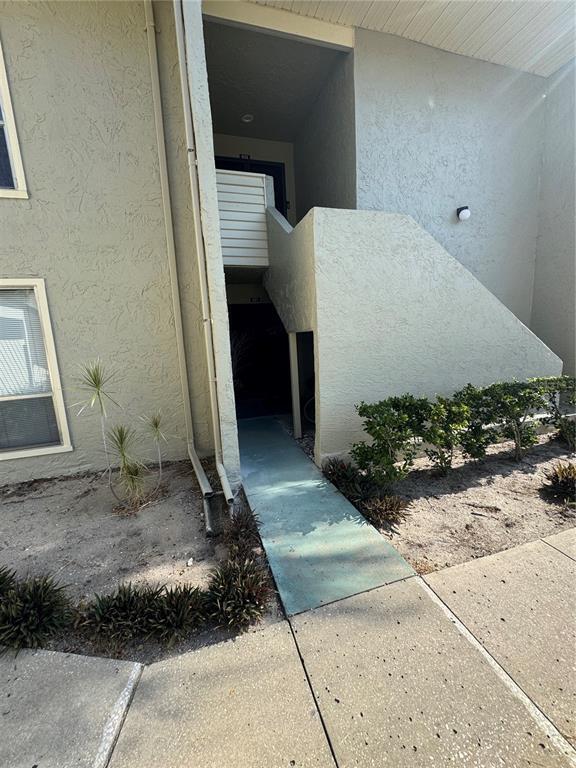 Building Photo - 621 Windrush Bay Dr