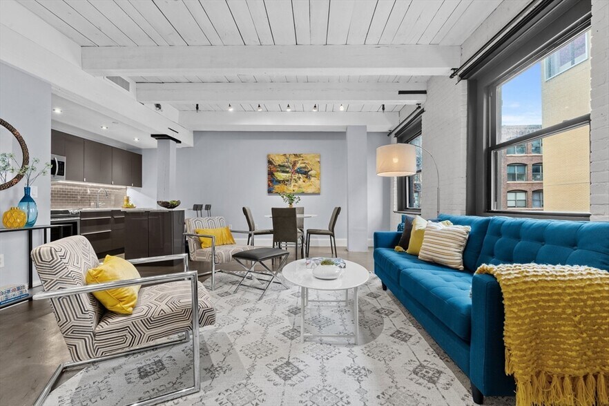 Building Photo - 90 Wareham St