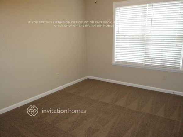 Building Photo - 3461 Glen Summit Ln