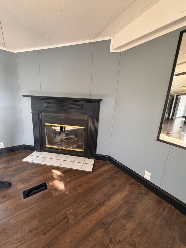 Building Photo - 7804 Stanley Rd