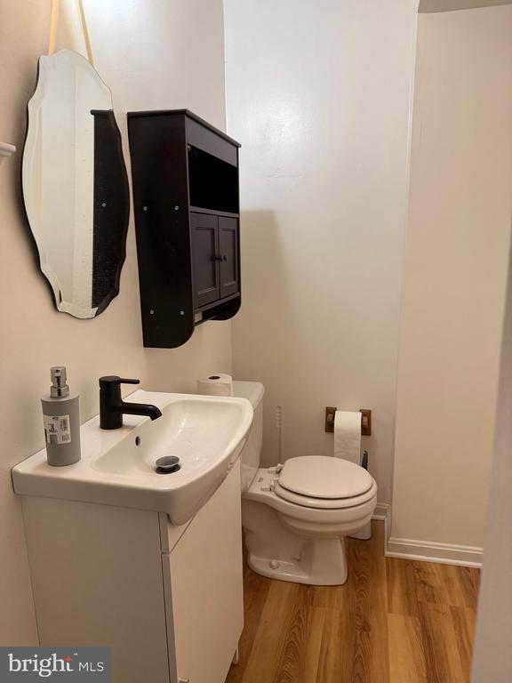 Building Photo - 6 Southall Ct