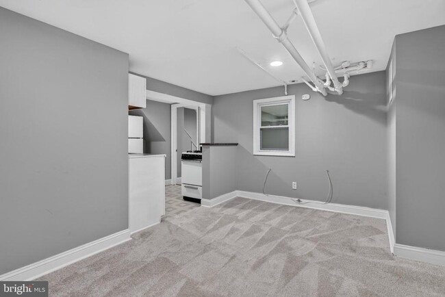 Building Photo - 4130 Military Rd NW