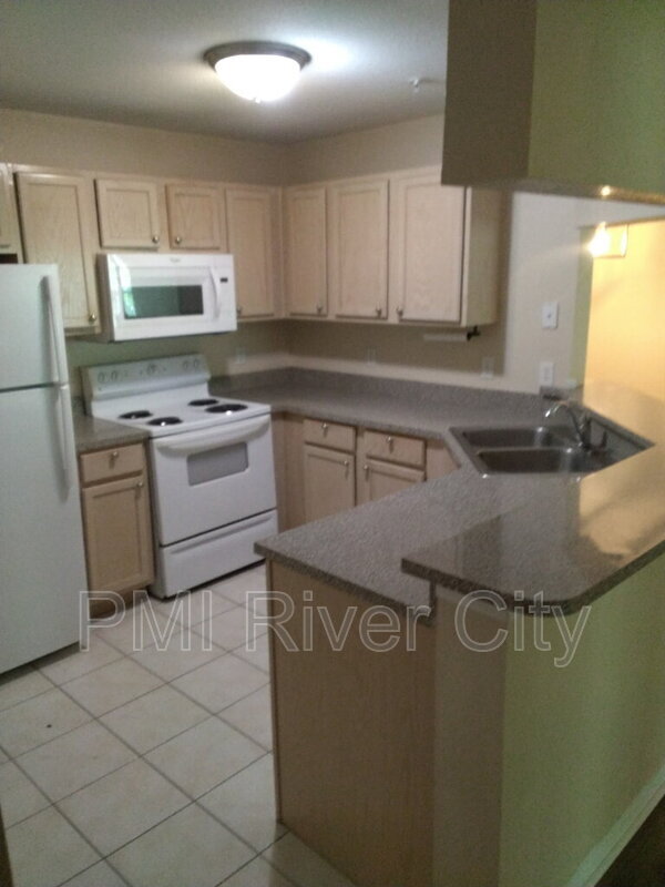 Building Photo - 7800 Point Meadows Dr