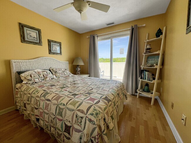 Building Photo - WINTER RENTAL Beach-front condo September ...