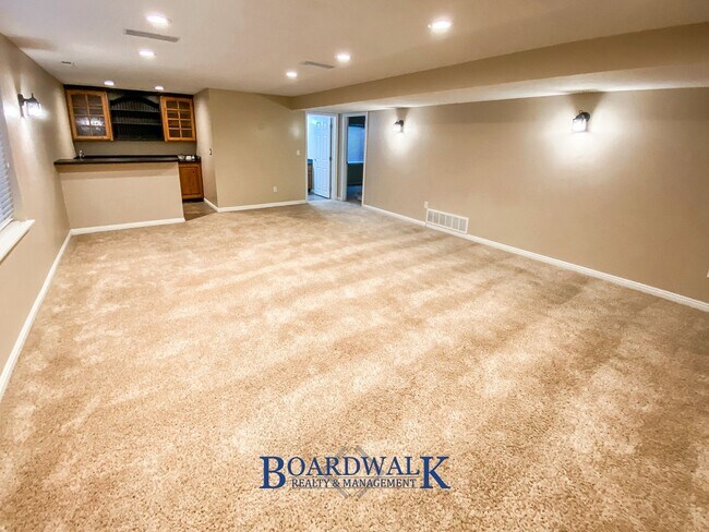 Building Photo - Stunning Draper Home with Finished Basement & Backyard Retreat