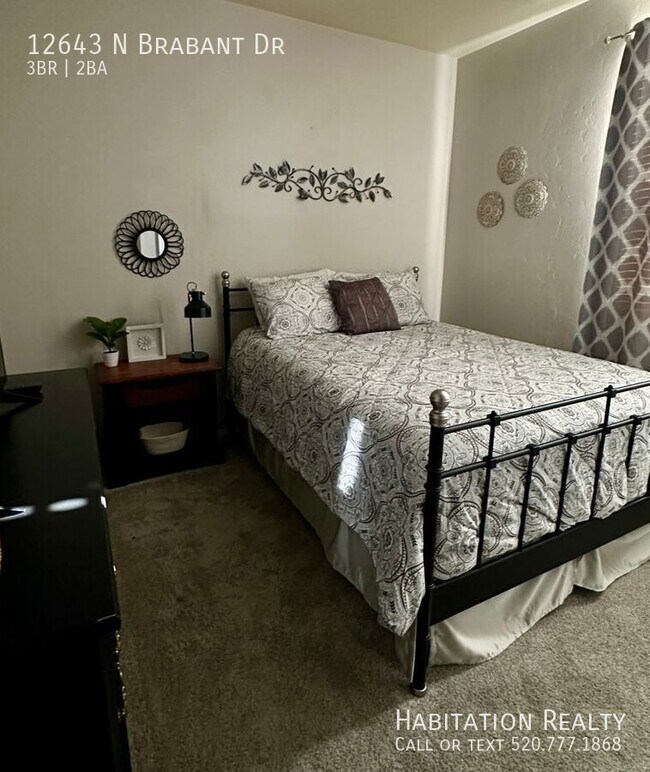 Building Photo - 12643 N Brabant Dr