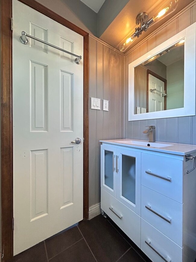 Building Photo - Beautifully Updated Brick Ranch! "ASK ABOU...