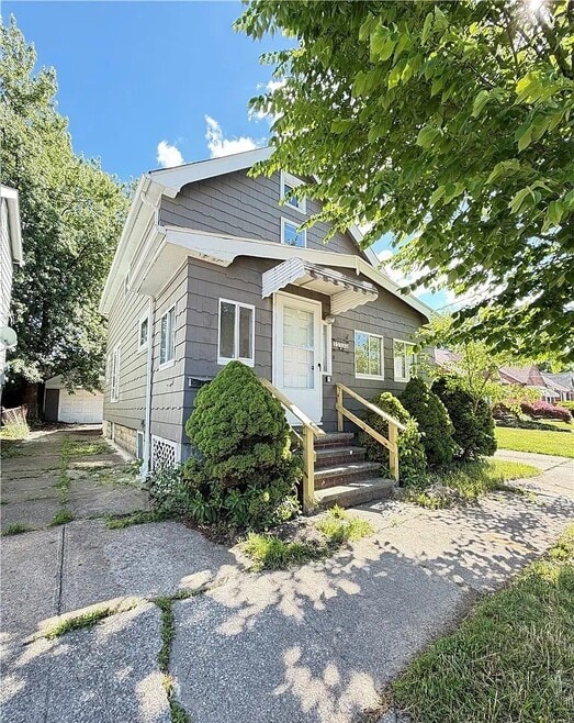 Building Photo - 11731 Arden Ave