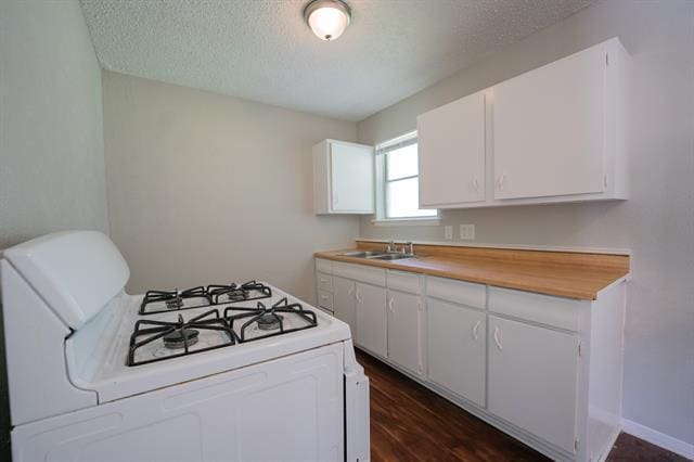 Building Photo - 3057 Dogwood Dr