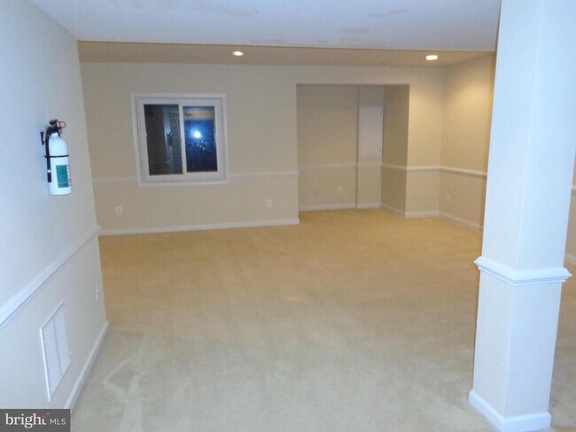 Building Photo - 15839 Fourmile Creek Ct