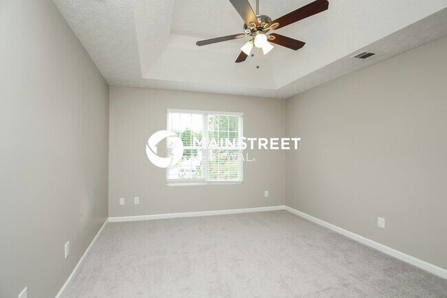 Building Photo - 4 Bedroom Pet-Friendly Home in Riverdale, GA with Main Street Renewal