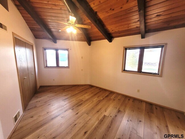 Building Photo - 1055 Platteview Dr