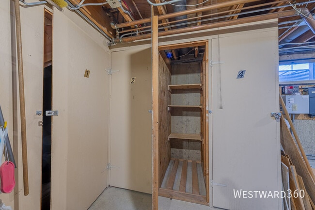 Building Photo - 6320 W 79th St