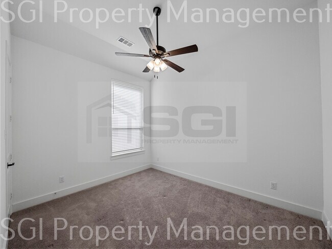 Building Photo - 4125 Sweet Birch Dr