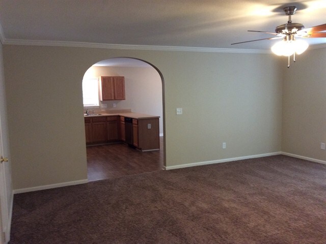 Building Photo - 5216 Grays Ridge Dr